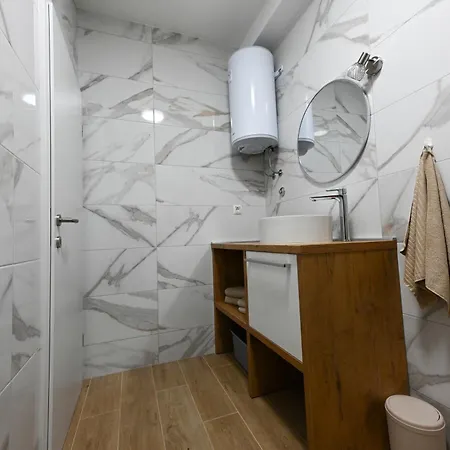 Appartement Sanja *